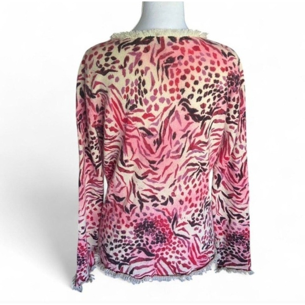 Sutton Cashmere Pink Animal Print V-Neck Fringe‎ Trim Sweater Womens Medium - Picture 2 of 4